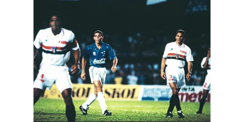 Tiểu sử Ronaldo Nazário với khoảnh khắc tại Cruzeiro